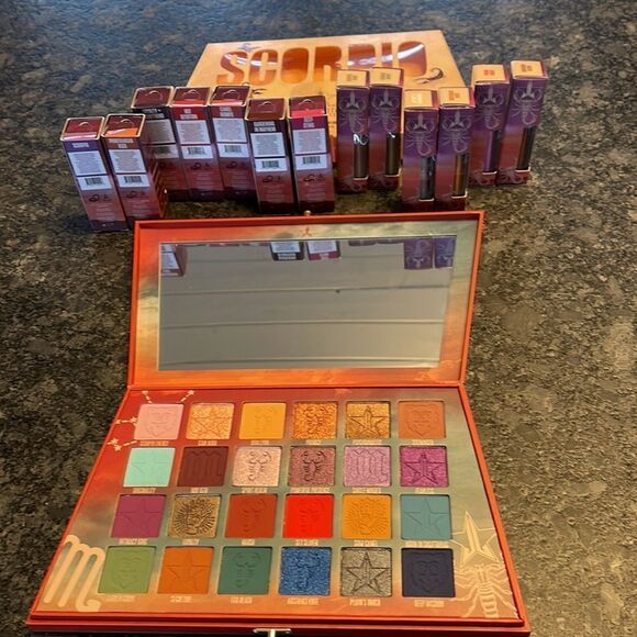 Jeffree Star MYSTERY box 2-2.5 =$600-$750 twice the fun lot ❤️ it or your💰back - Picture 13 of 13